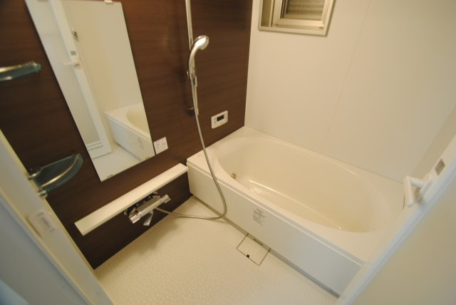 エトランゼ東櫛原15の浴室|同タイプ　イメージ写真