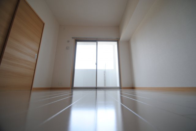 エトランゼ東櫛原15の洋室|同タイプ　イメージ写真