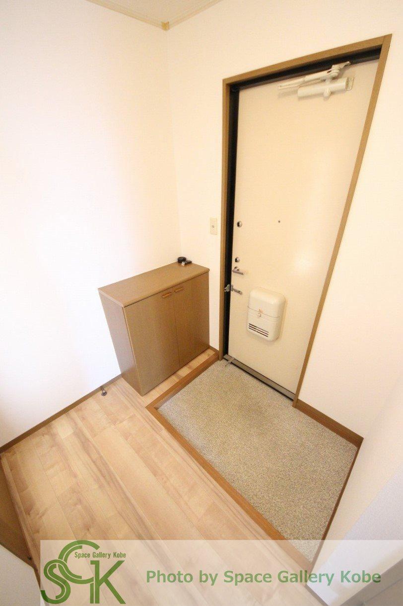 フレマリール垂水の玄関|※お部屋により仕様が異なる場合があります。