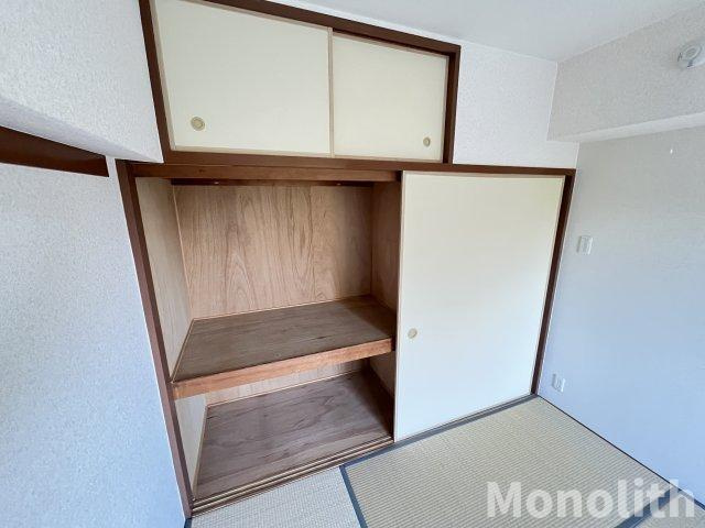 泉北鴨谷台３丁6号棟の収納