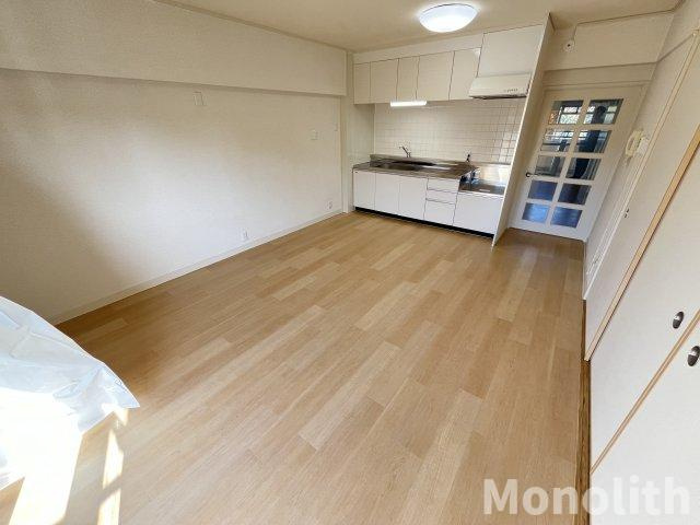 泉北鴨谷台３丁6号棟の居間・リビング