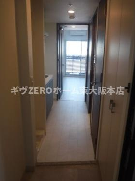 エステムコート難波サウスプレイスⅧハイドの玄関