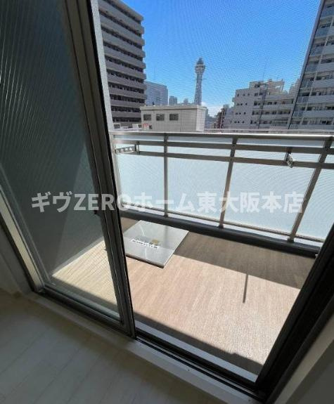 エステムコート難波サウスプレイスⅧハイドのバルコニー