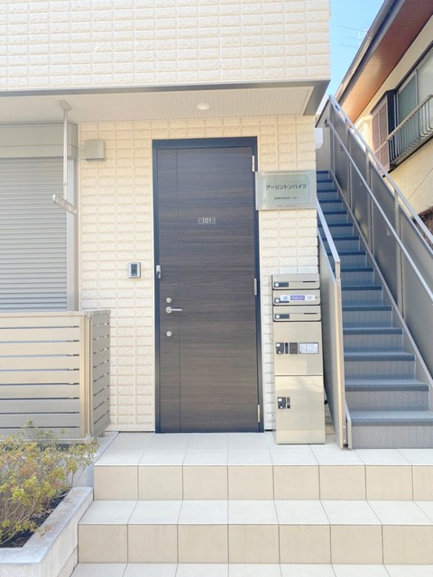 アーリントン ハイツのエントランス|エントランスデス