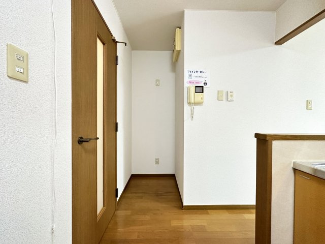 パインコート札場の内装