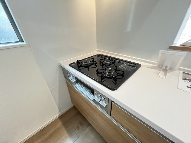 【キッチン】 | 糟屋郡志免町王子4丁目4期　4号棟（全4棟）【仲介手数料無料・0円】 | 現地写真。