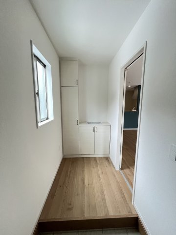 【玄関】 | 糟屋郡志免町王子4丁目4期　4号棟（全4棟）【仲介手数料無料・0円】 | 現地写真。