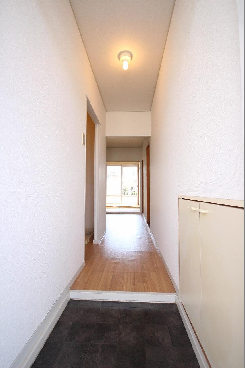 パークハイツ山手の玄関|※お部屋により仕様が異なる場合があります。
