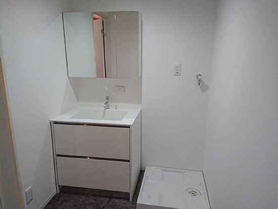 【独立洗面台】