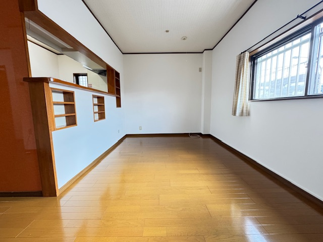 島ハイツの居間・リビング