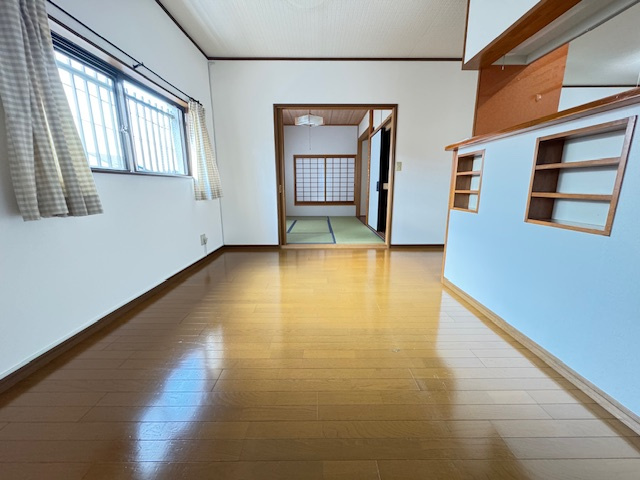 島ハイツの居間・リビング