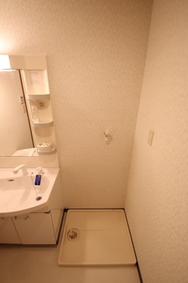 【設備】 | フジパレストゥインクル | 室内洗濯機置場