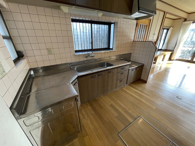 【キッチン】 | 上山口　中古戸建 | キッチンも使いやすいＬ字型