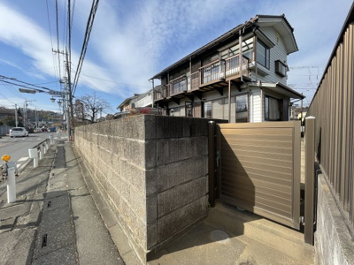 【その他】 | 上山口　中古戸建 | 庭からも出入りできます。敷地内に2カ所出入口あり。