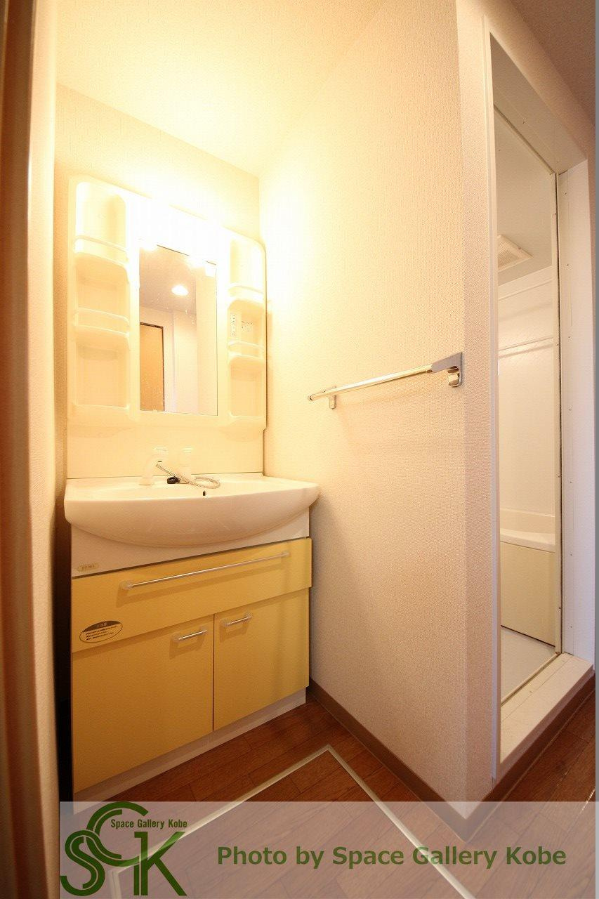 アプライズの洗面所|※お部屋により仕様が異なる場合があります。