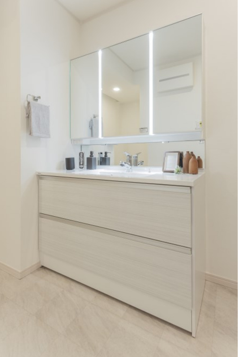 横浜市戸塚区上柏尾町 軽量鉄骨中古戸建て【仲介手数料無料】