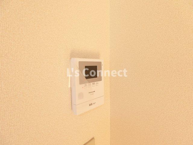 【セキュリティ】 | メゾンド木町 | 突然の来客時もＴＶモニターホンでしっかり確認。