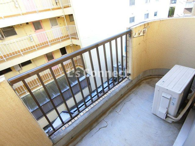 【バルコニー】 | メゾンド木町 | ３階のお部屋で晴れた日には洗濯物もたくさん干せます。