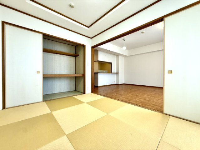 ユニーブル岩崎台スクエアの駐車場|機械式駐車場