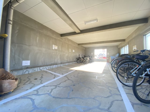 MAC郡山コートⅡ　2階の駐車場