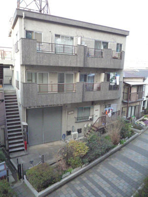 【外観】 | プチメゾン小槻 | 閑静な住宅街【上目黒に聳え立つ邸宅】