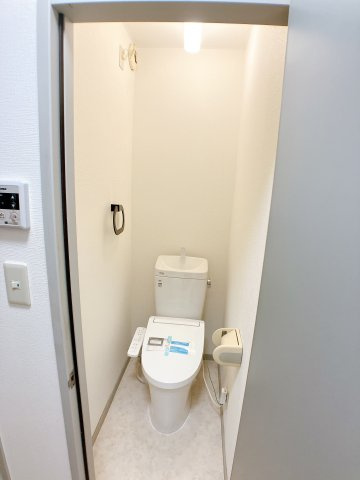 シルクロード21のトイレ|別部屋同間取りのお写真となります。参考にご覧くださいませ。