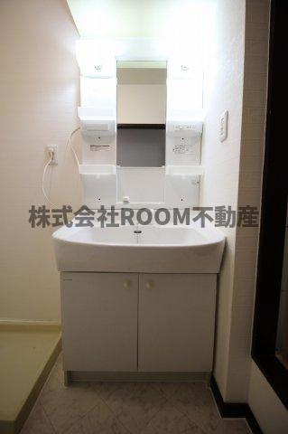 東町ペアシティの独立洗面台|独立洗面台あり、毎朝おしゃれに忙しい女性の方におすすめです