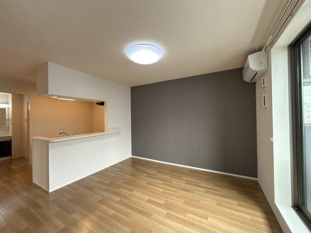 Ｗｅｓｔ　Ｓｏｌａの居間・リビング