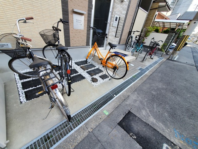 【駐車場】 | ハーモニーテラス淡路 | 敷地内駐輪場です。