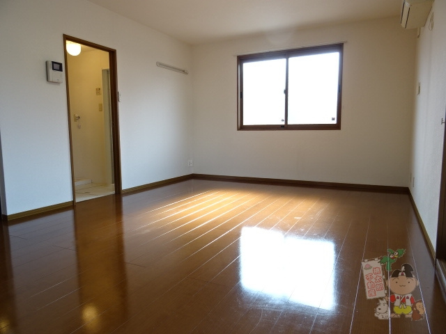 第５関ニューバリヤの居間・リビング