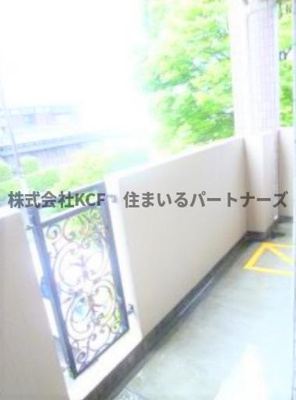 【バルコニー】 | Dearcortkawanami | お洗濯にも便利なバルコニー付き