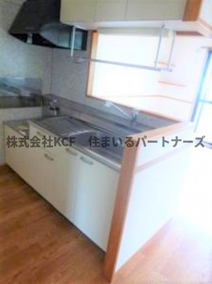 【キッチン】 | Dearcortkawanami | コンパクトなキッチンで掃除もラクラク