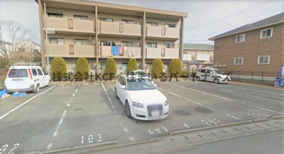 【駐車場】 | Dearcortkawanami | 車をお持ちの方に嬉しい駐車場付きの物件です