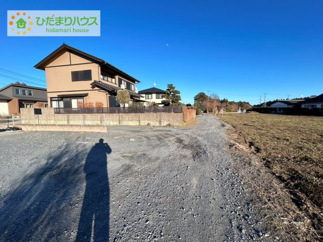 【前面道路含む現地写真】 | ひたちなか市中根　中古戸建 | 閑静な住宅地で叶える静かな暮らし(^^)/