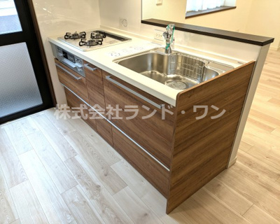 【キッチン】 | ワイズユウラク西所沢 | お料理を作りながら会話を楽しめる対面キッチンです