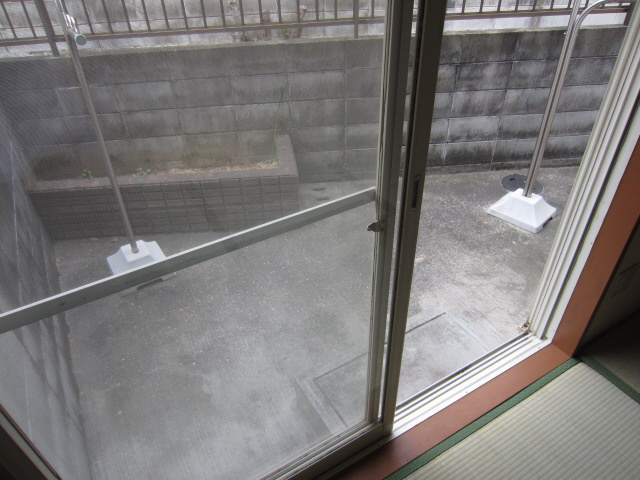 【バルコニー】