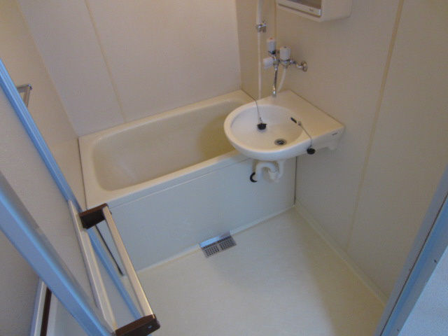 【浴室】