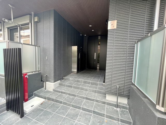 Ｓｈｏｅｎｅｒ　Ｐｌａｔｚ　Ｋｏｅｎｊｉのエントランス|★オートロック★宅配ボックス★