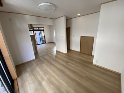 【居間・リビング】 | 清瀬市上清戸2丁目リフォーム済み戸建