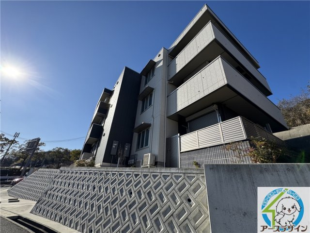 シャルマン　ヴィオラの外観