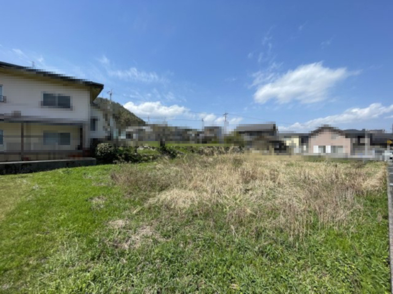 高島市城山台二丁目143坪土地の外観