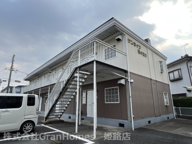 サンライフ森の西Ｂ棟の外観