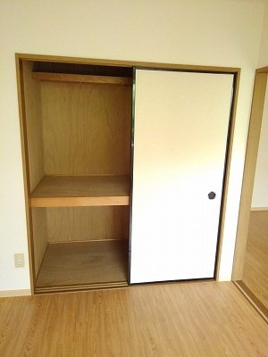 プリオール実丸Ａの収納