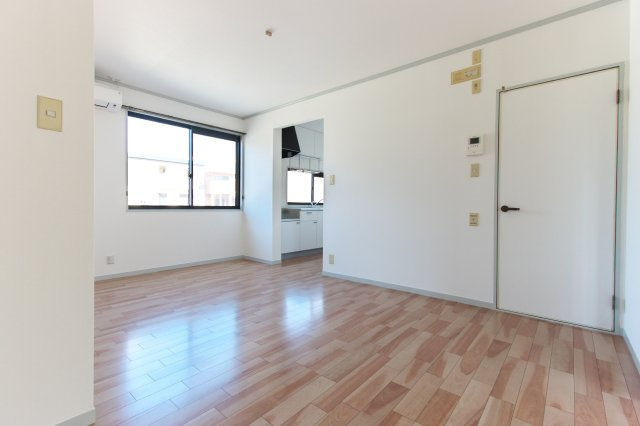 メゾンＳの居間・リビング