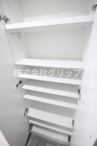 メインステージ東神奈川Ⅱの収納