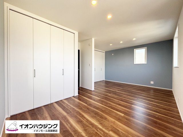 グレイスカーサ柏原2丁目1号棟