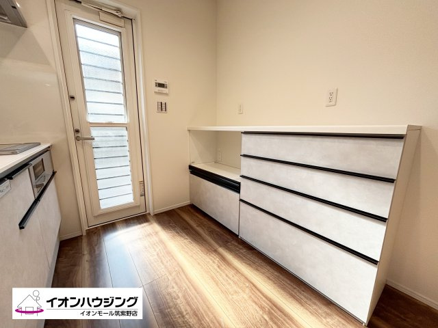 グレイスカーサ柏原2丁目1号棟