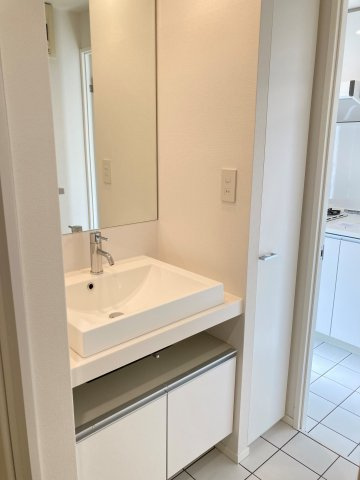 【洗面所】 | ナビールコート白金 | 別号室の写真になります。現況優先。