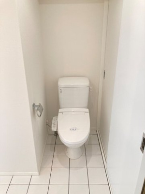【トイレ】 | ナビールコート白金 | 別号室の写真になります。現況優先。