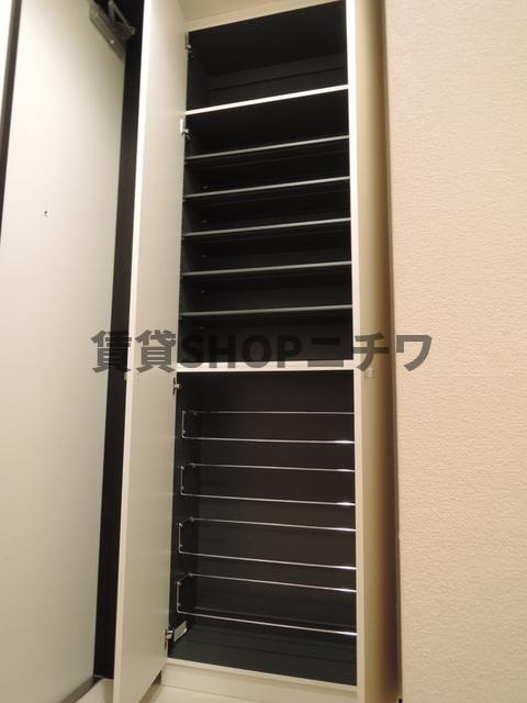 ＭＩＭＯ神楽坂の玄関|★トールタイプのシューズＢＯＸ★